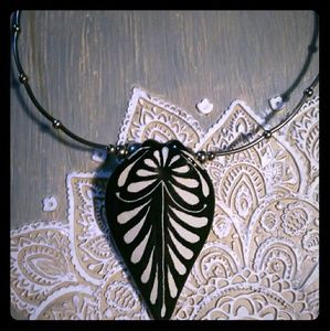 Artisan Hand Painted Mexico Ceramic Leaf Necklace